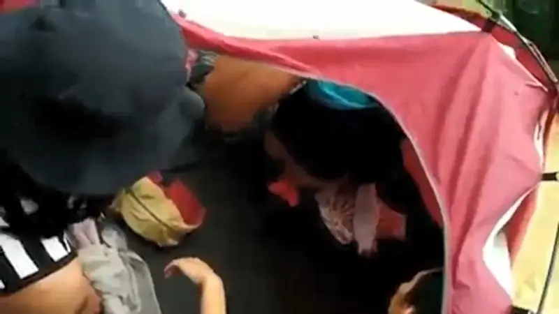 Ketahuan Ngewe Di Tenda Pas Naik Gunung HD