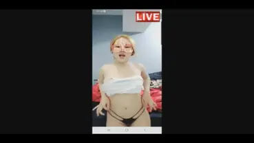 Live Show 190 Cewek Gendut Binal Colmek Memek Lebar Sampe Lumer
